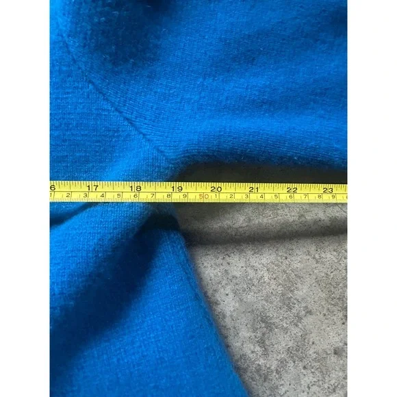 Celine Modele Depose Wool Cashmere Blend Sweater Coat Stunning Blue Buttons L - Picture 11 of 11